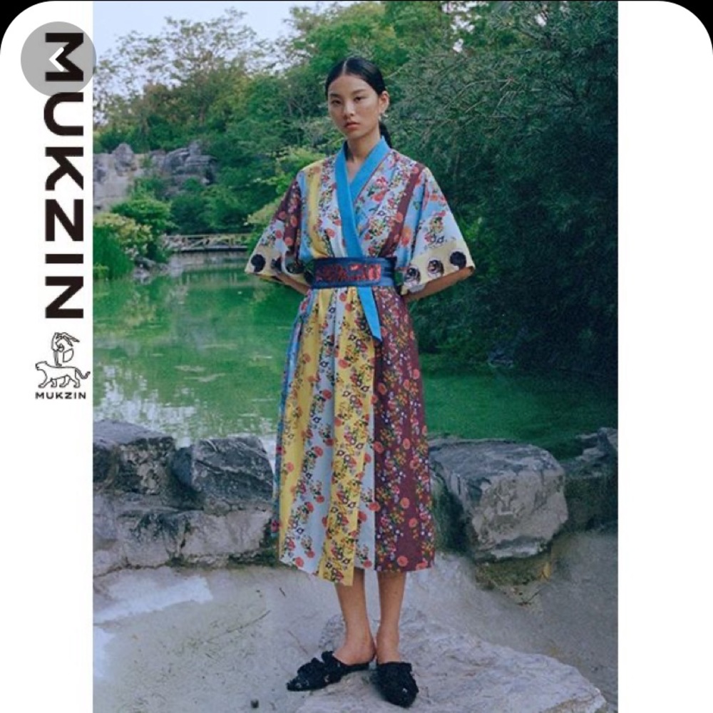 Mukzin robe floral tiger print wrap dress sz M